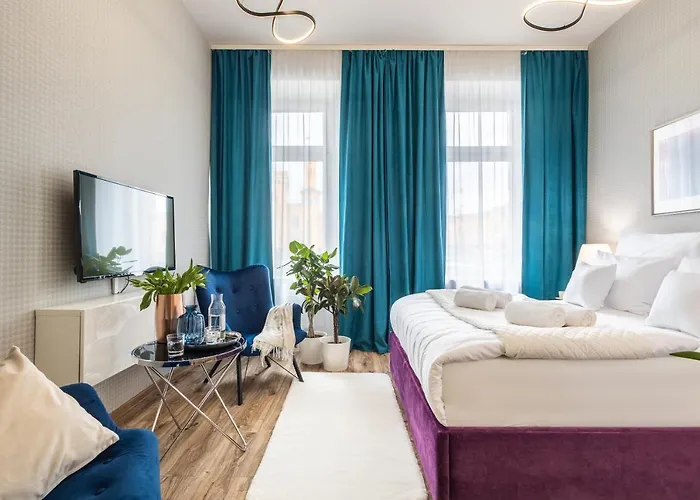 Sofia By The Railway Station Wrocław