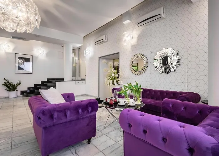 Sofia By The Railway Station Wrocław