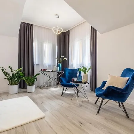 Sofia By The Railway Station Hotell 3*