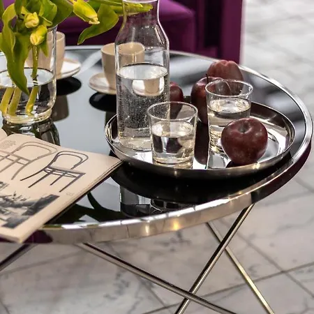 Sofia By The Railway Station 酒店