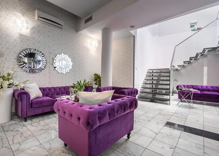 Sofia By The Railway Station Wrocław